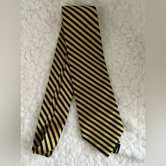 Brooks Brothers Makers  Necktie - Picture 1 of 4
